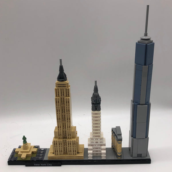 Set 21028 Eugene Used - New & – Architecture™ LEGO® City Bricks York Minifigs