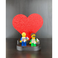 Minifigure Display - Heart (Red)